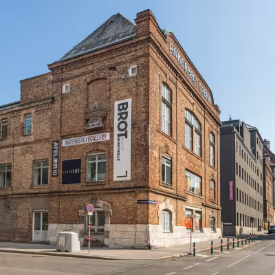 Ein Foto der Location von Außen